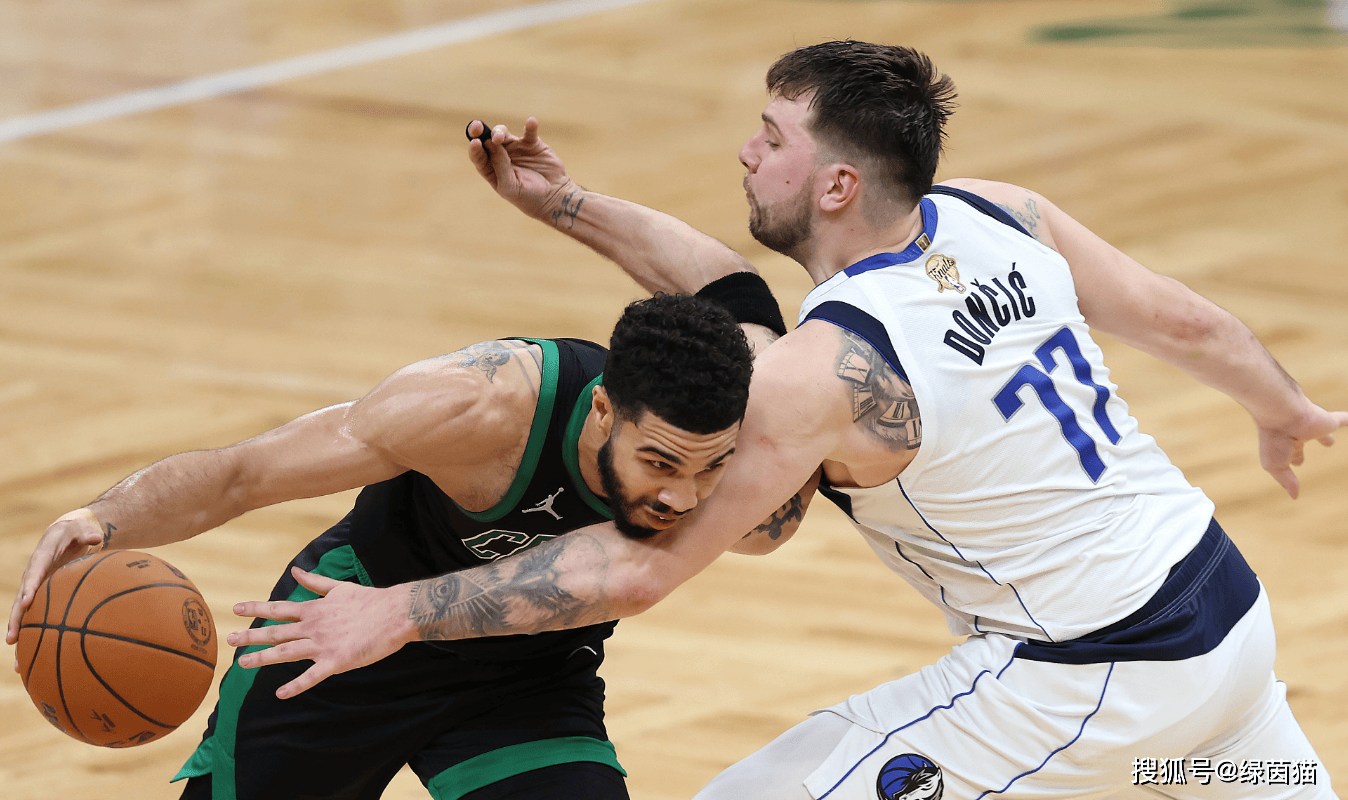 包含集结日波士顿凯尔特人调整名单以备足总杯；迎来里程碑环节打磨；赛场秩序良好；年轻球员得到机会的词条-欧博注册